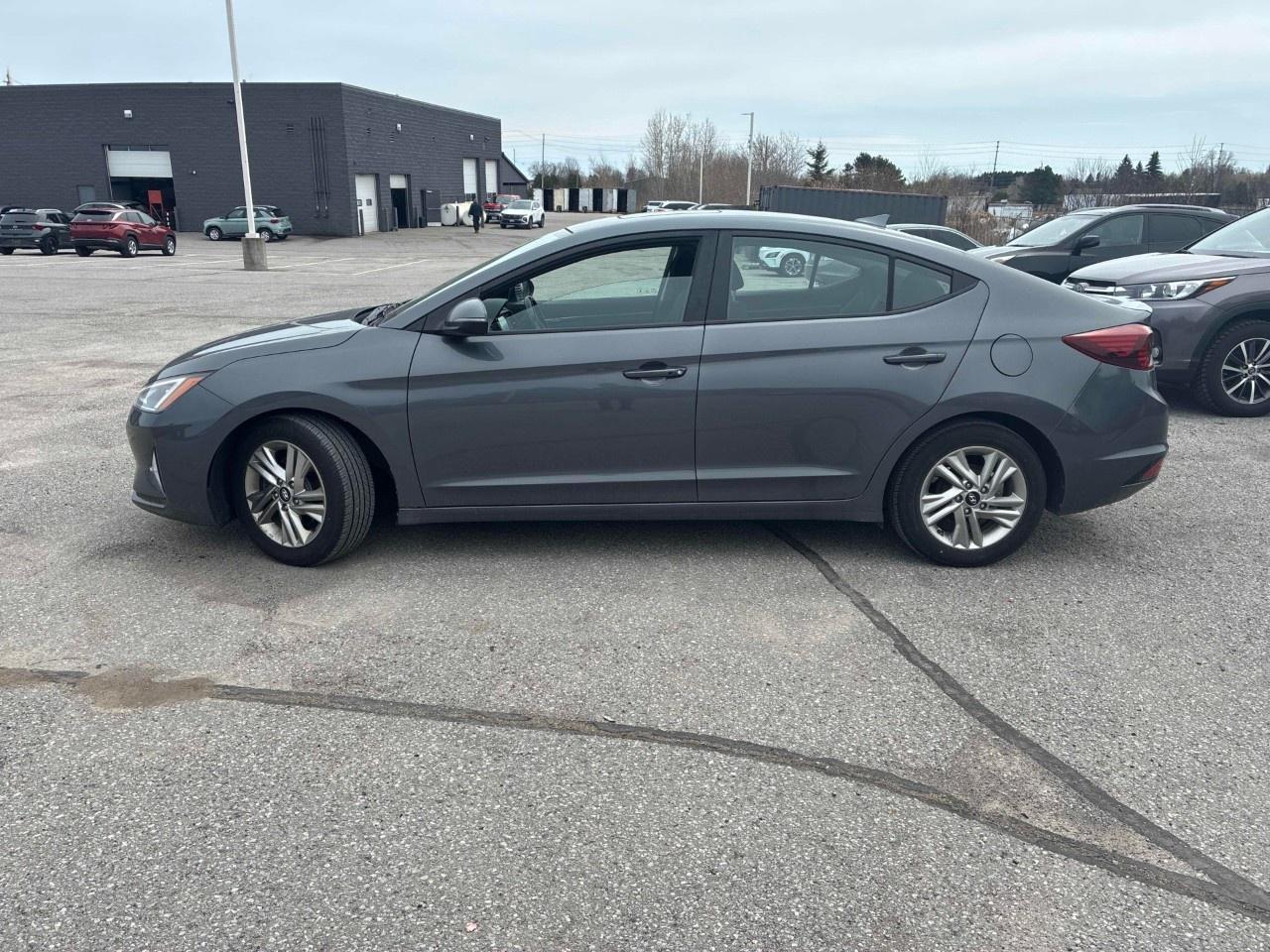 2019 Hyundai Elantra Preferred Auto w/Sun & Safety Package Photo
