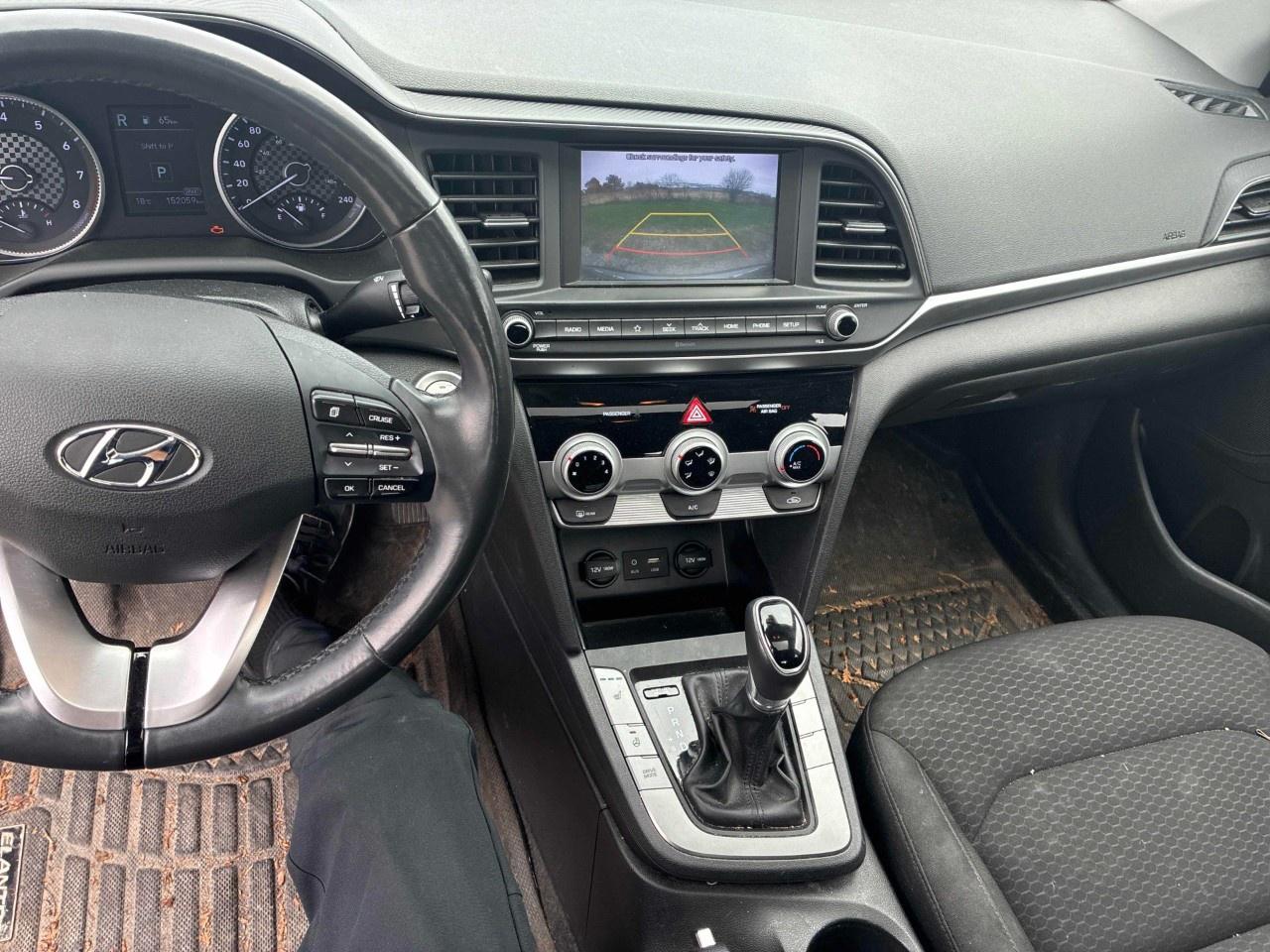 2019 Hyundai Elantra Preferred Auto w/Sun & Safety Package Photo