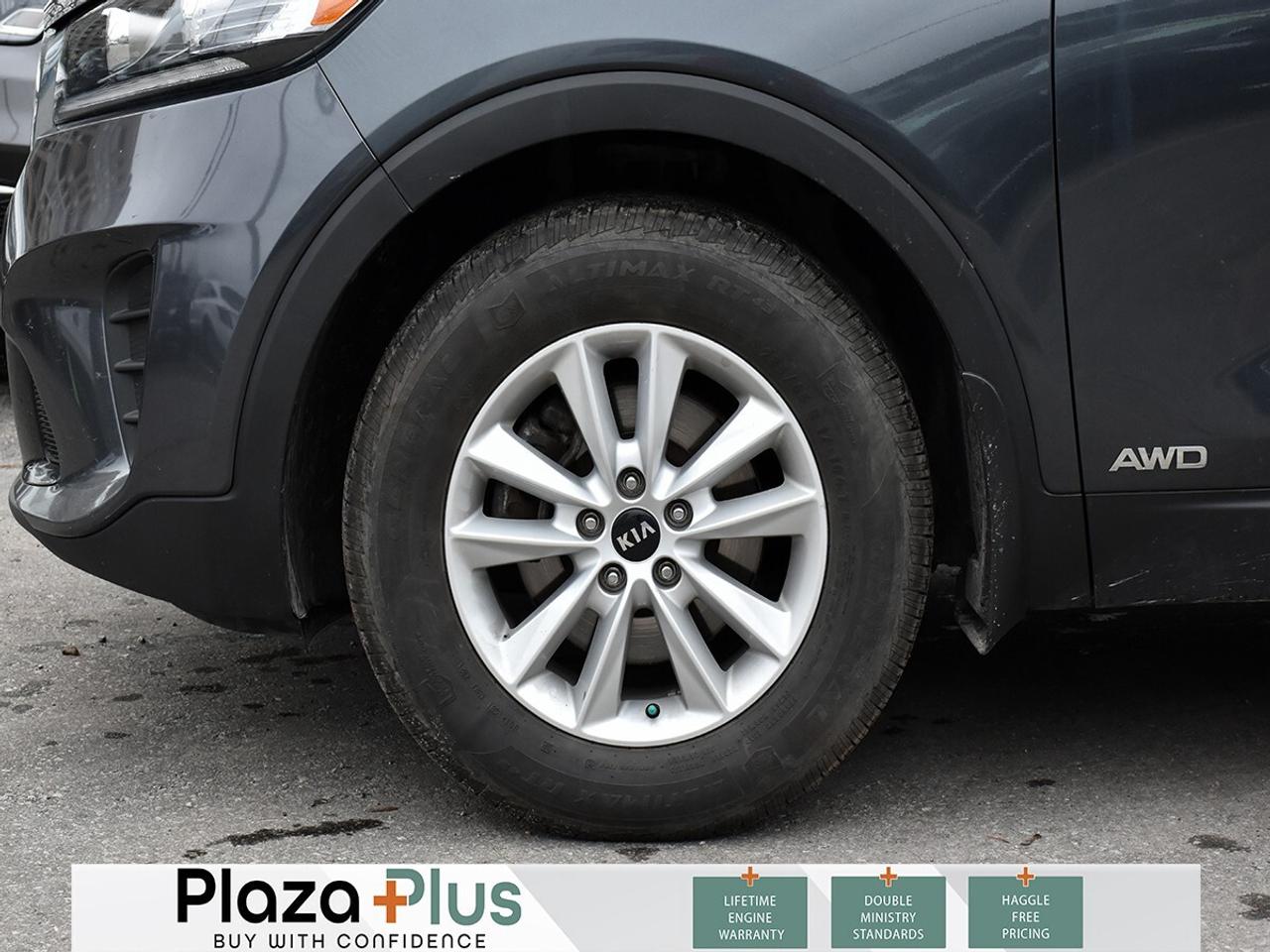 2020 Kia Sorento LX Photo