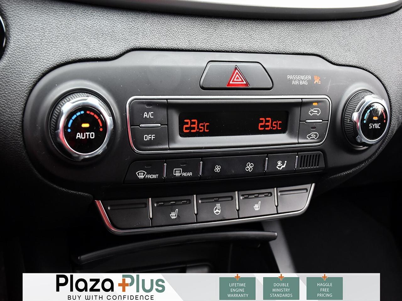 2020 Kia Sorento LX Photo