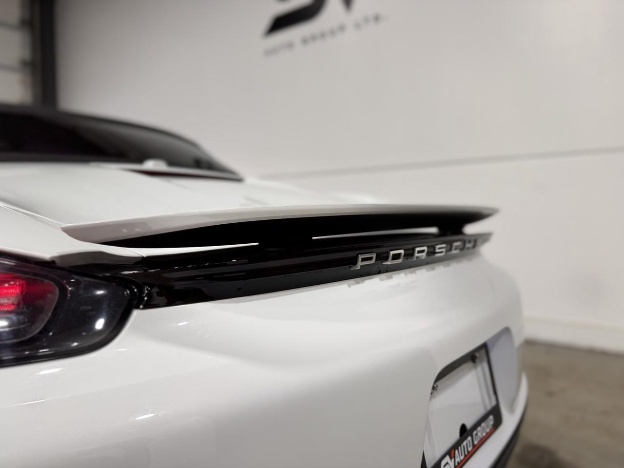2018 Porsche 718 Boxster  Photo