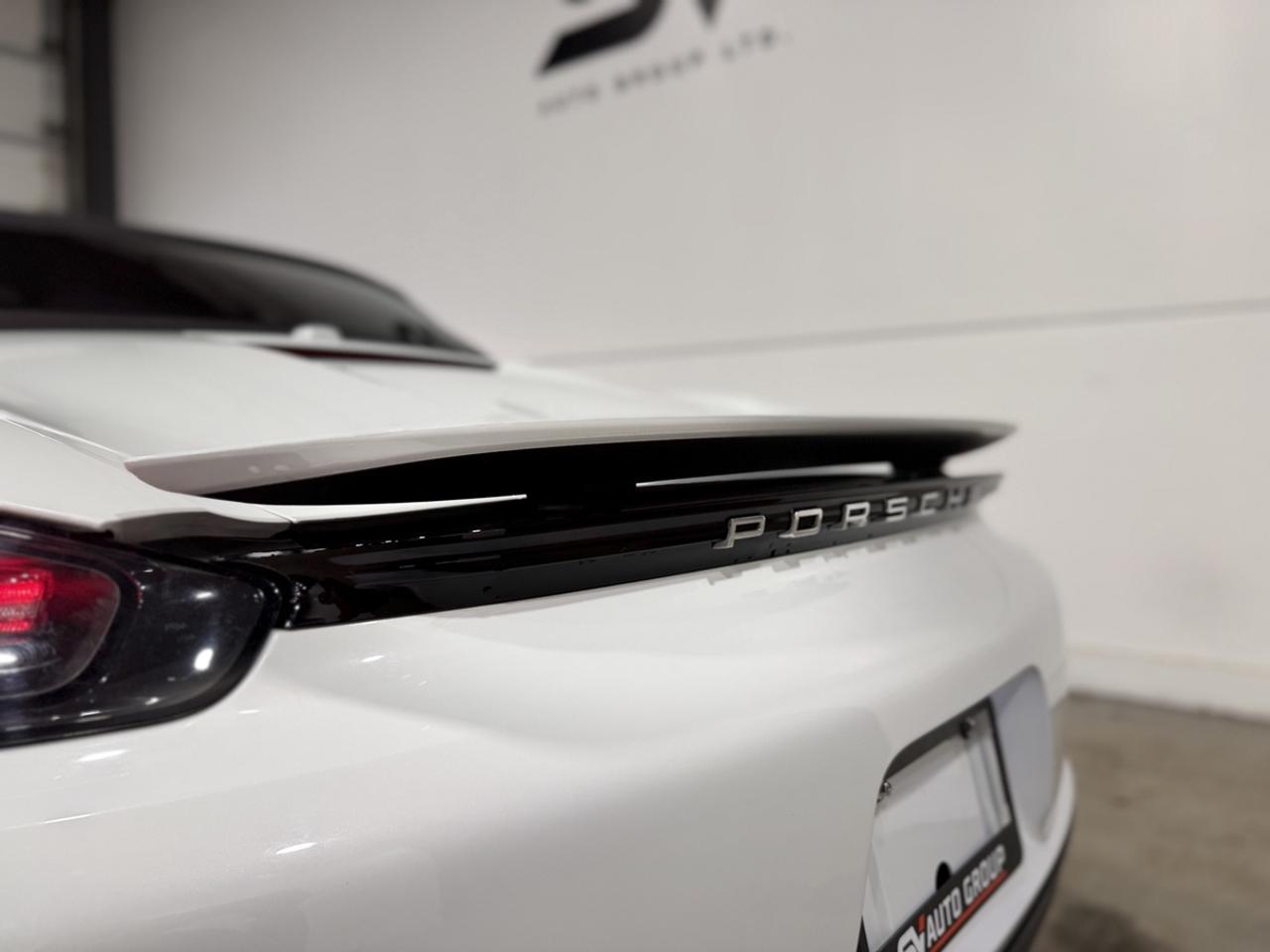 2018 Porsche 718 Boxster  Photo