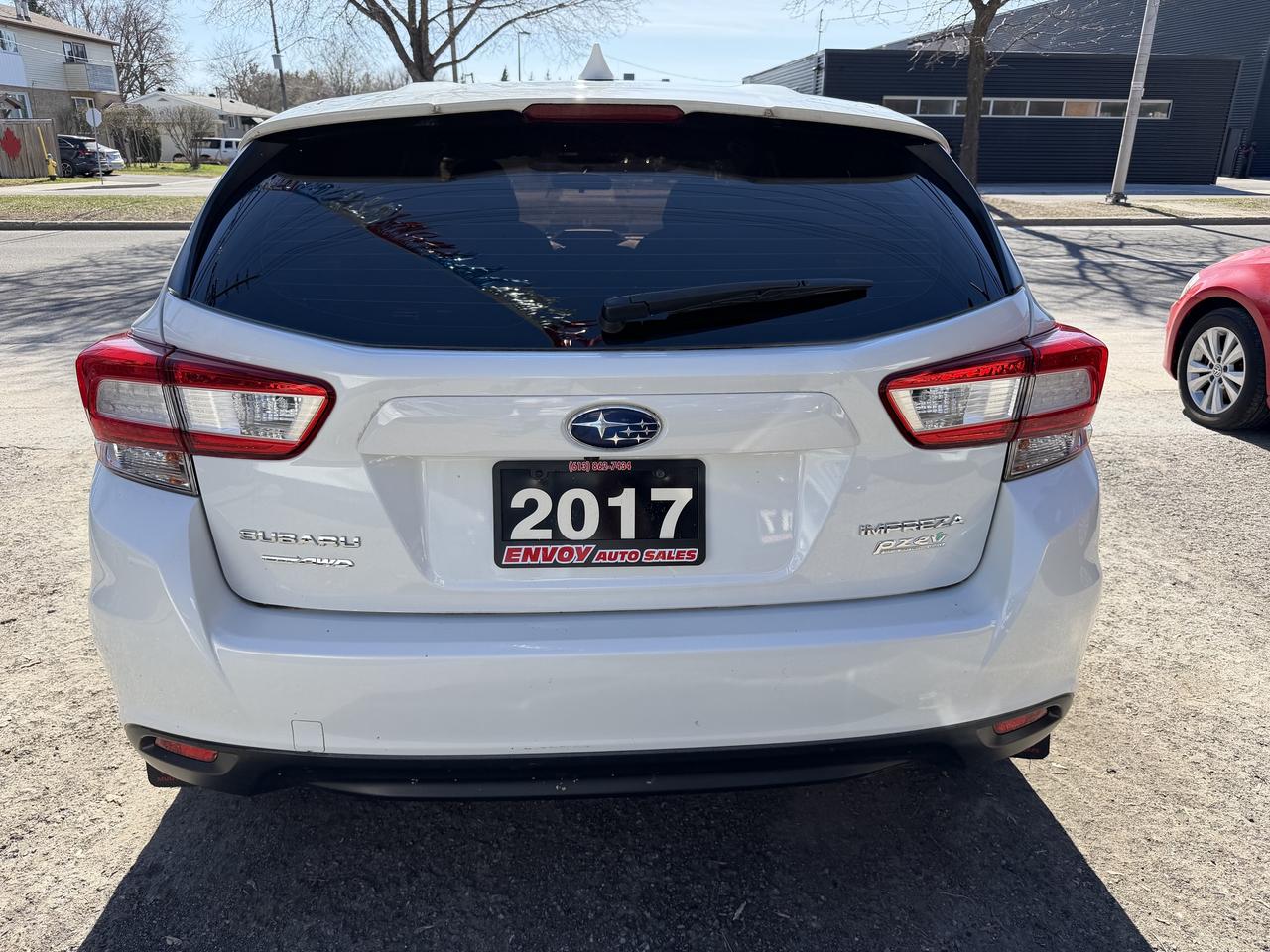 2017 Subaru Impreza Premium Photo