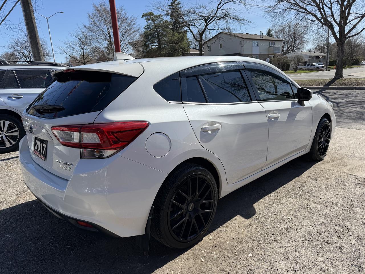 2017 Subaru Impreza Premium Photo