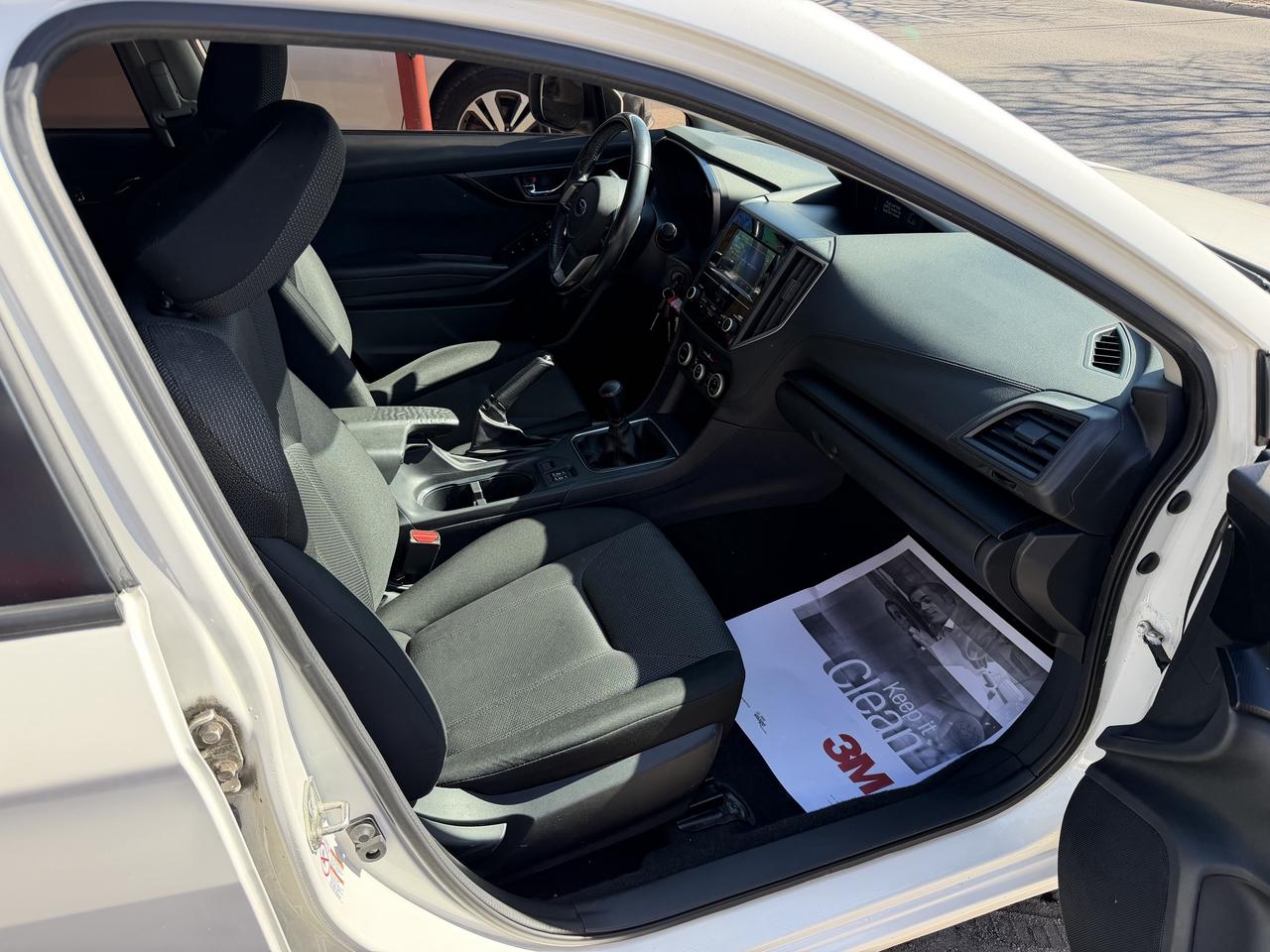 2017 Subaru Impreza Premium Photo