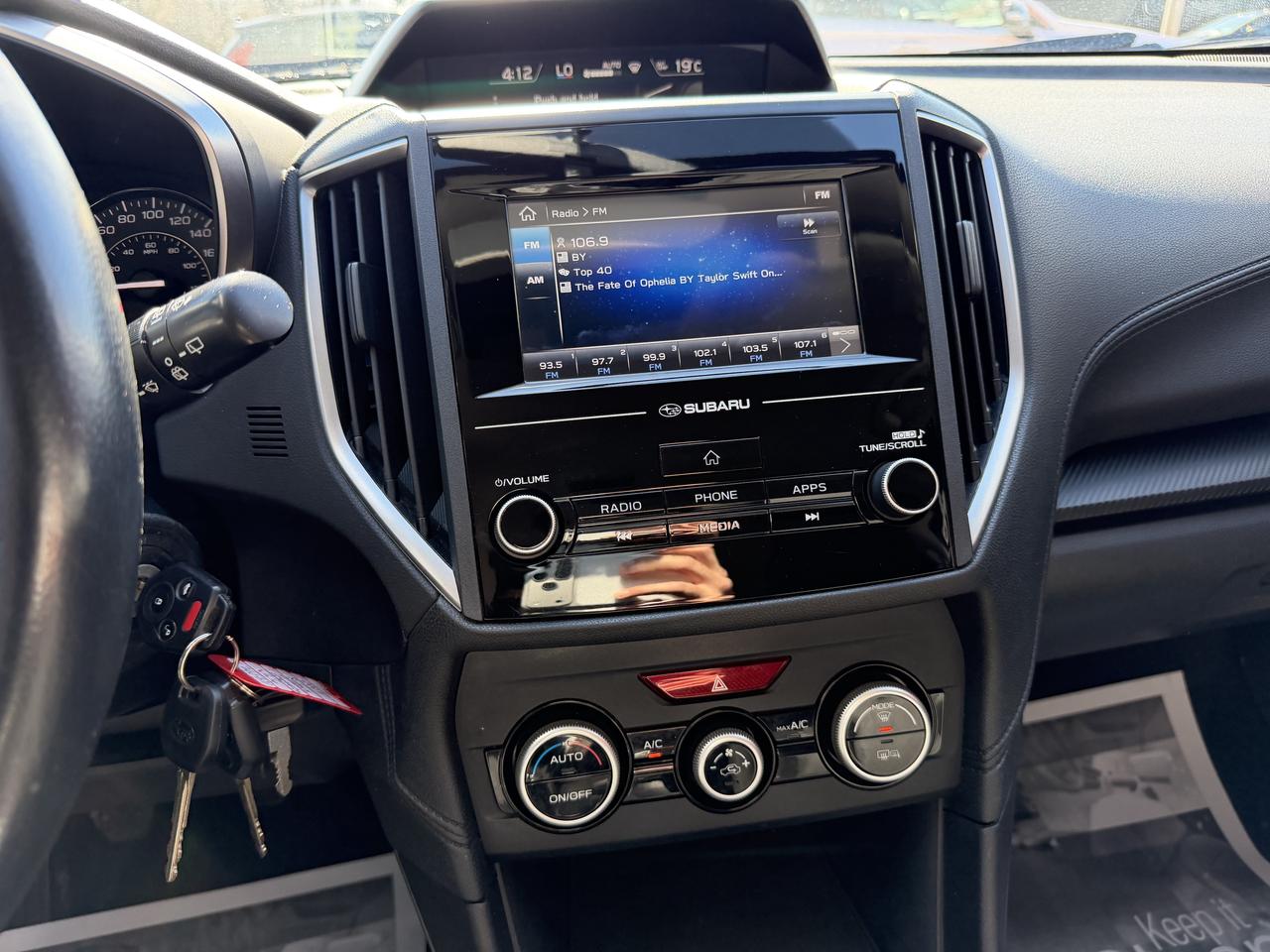 2017 Subaru Impreza Premium Photo