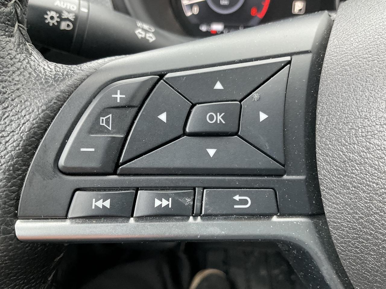 2024 Nissan Kicks SV 4dr Front-Wheel Drive Photo