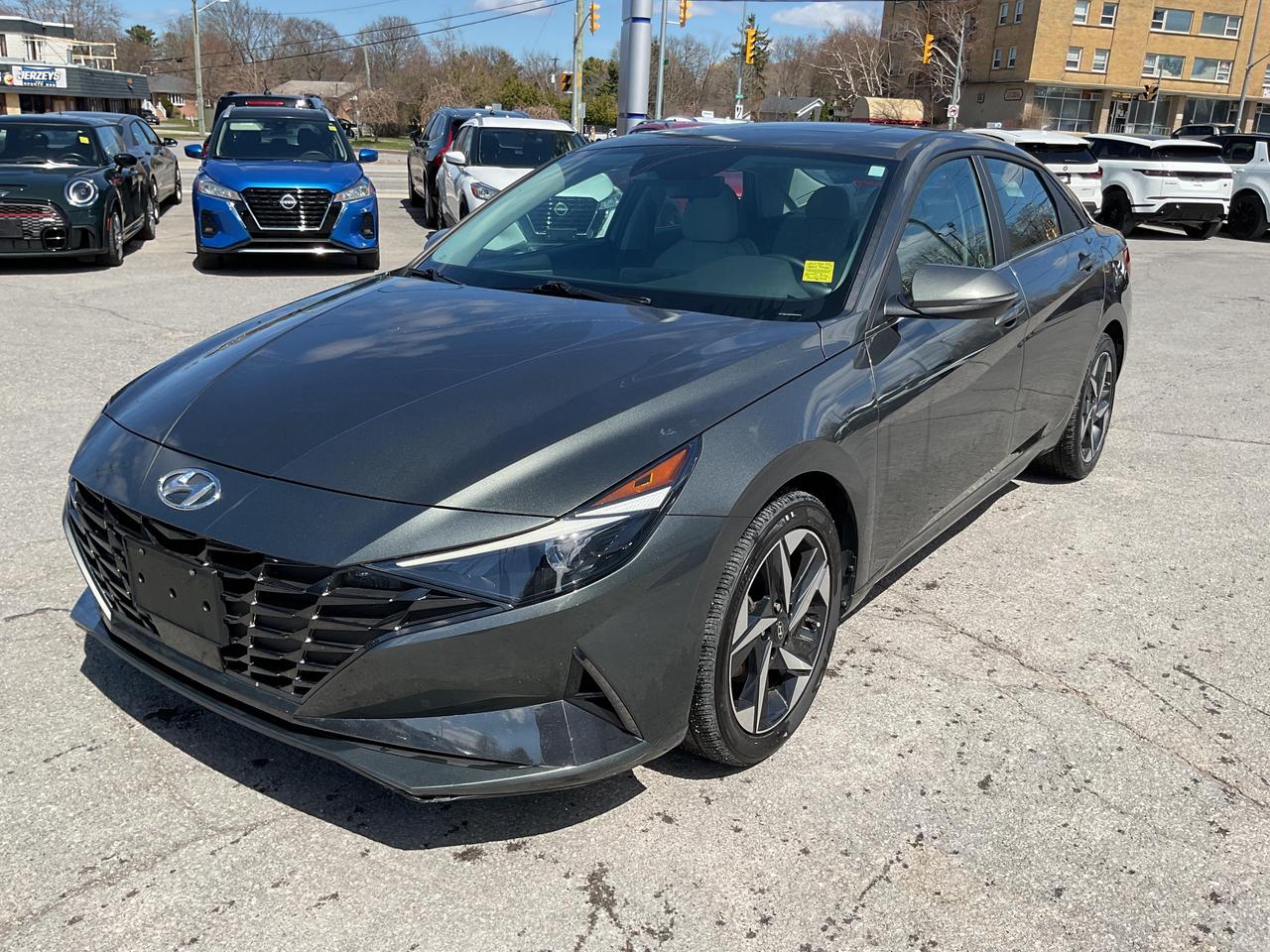2023 Hyundai Elantra  Photo