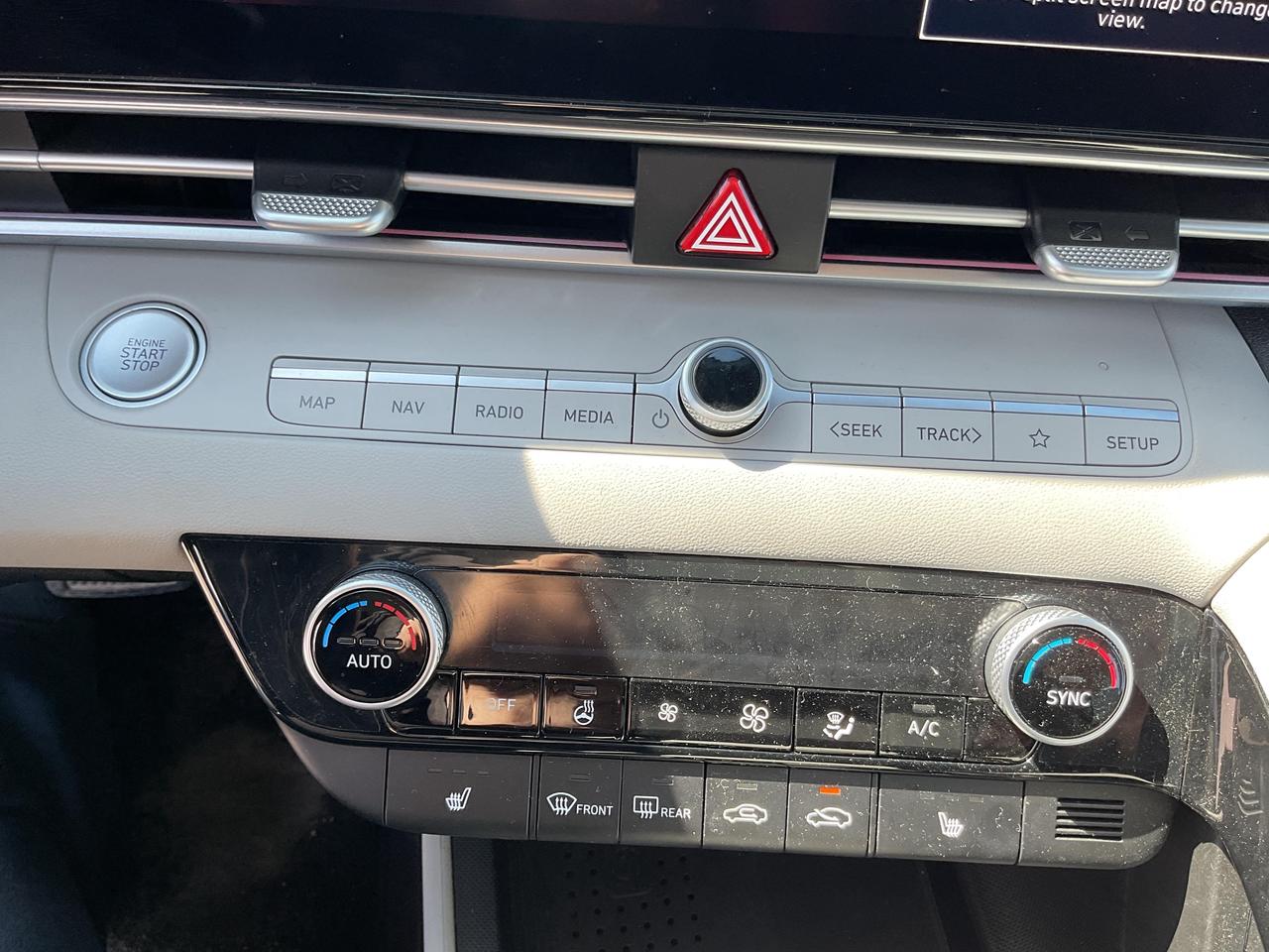 2023 Hyundai Elantra  Photo