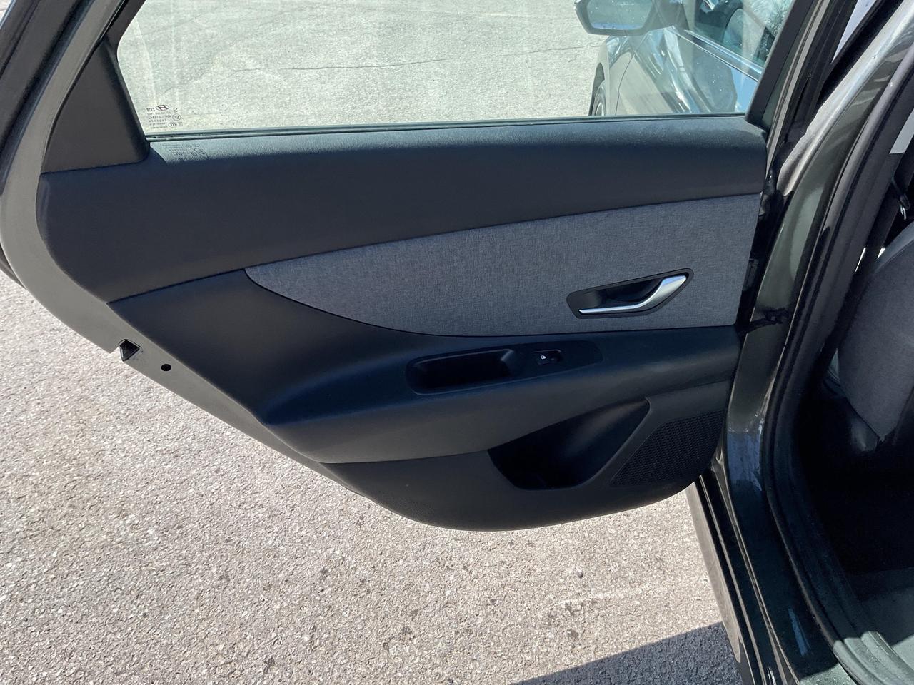 2023 Hyundai Elantra  Photo