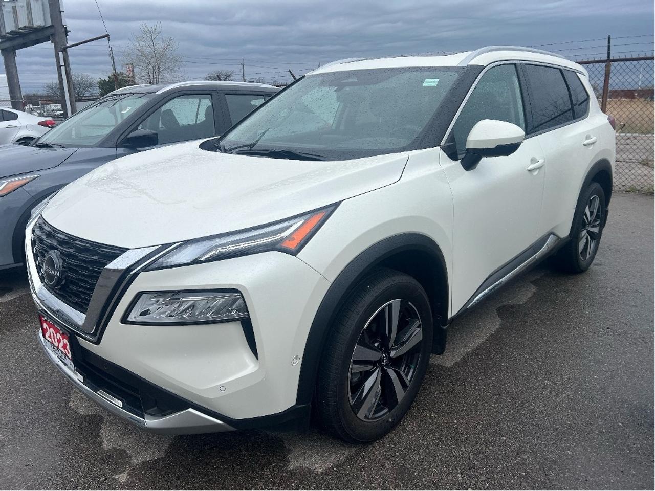 2023 Nissan Rogue AWD Platinum Photo