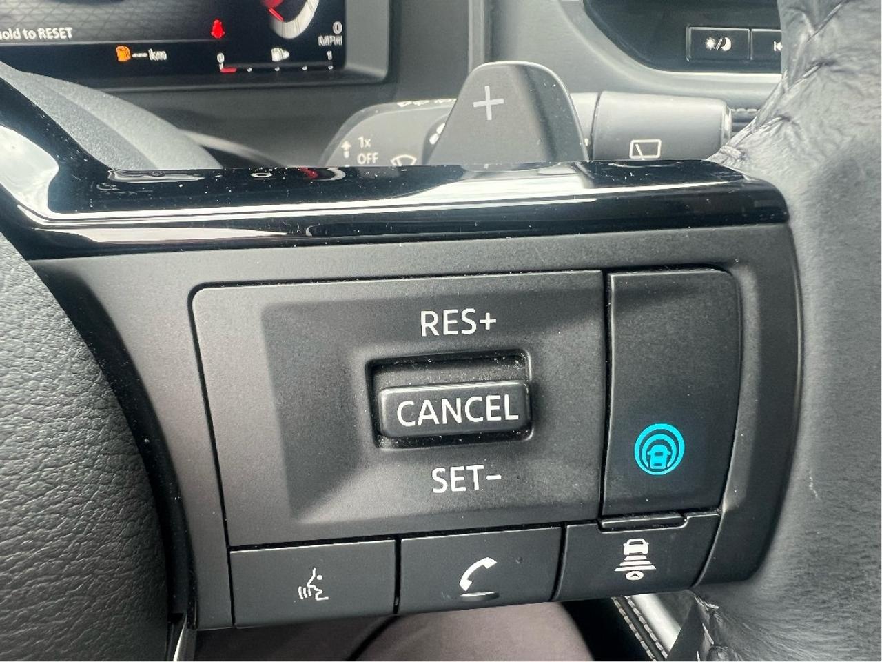 2023 Nissan Rogue AWD Platinum *LEATHER *SUNROOF *NAVI *CLEAN CARFAX Photo