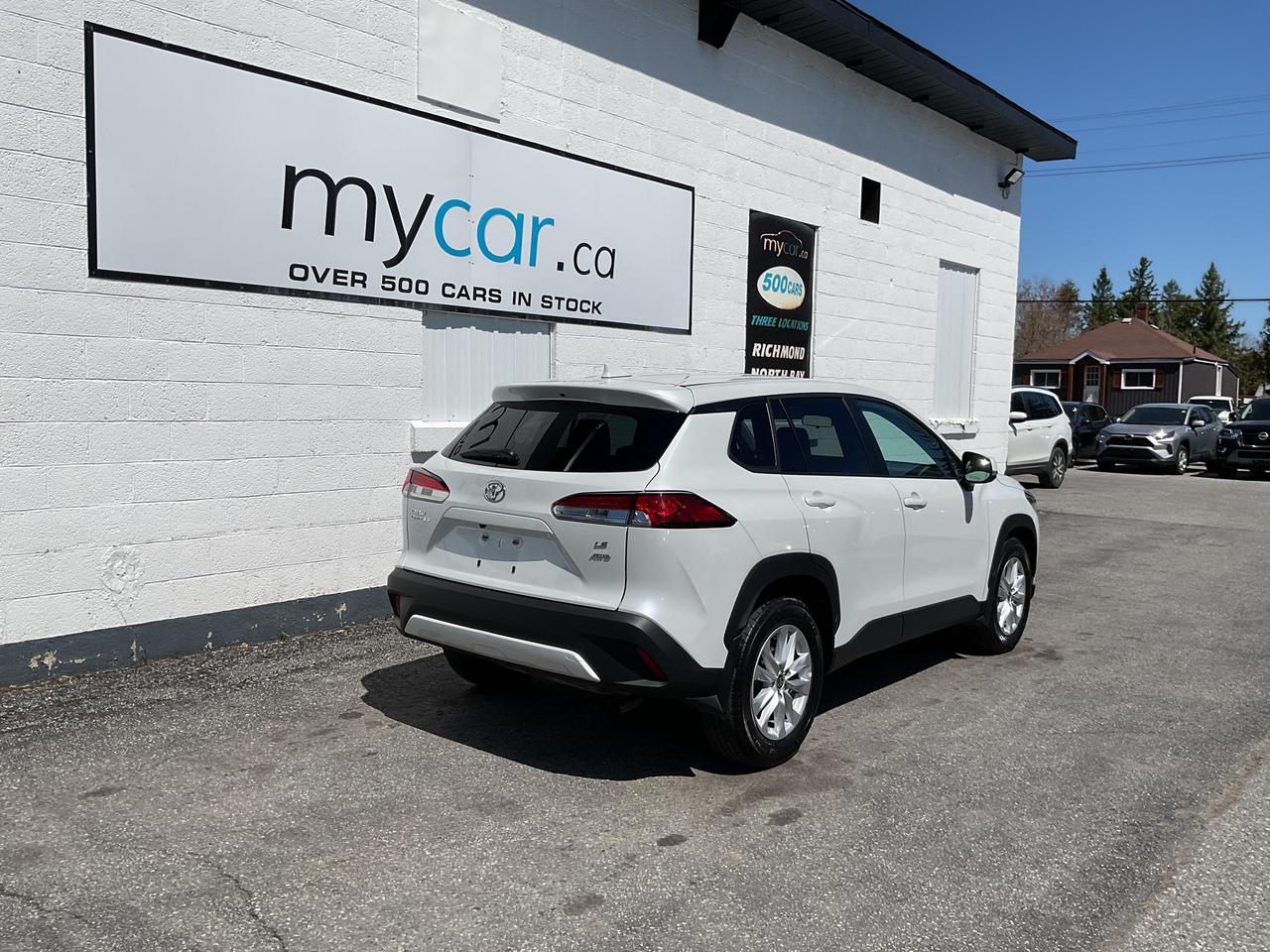 2023 Toyota Corolla Cross LE 4dr All-Wheel Drive Photo