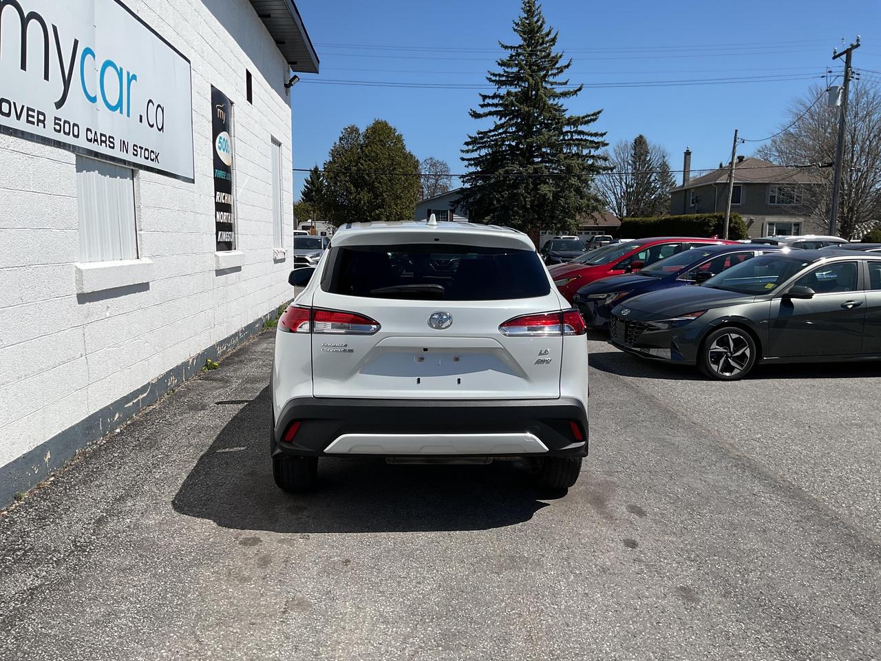 2023 Toyota Corolla Cross LE 4dr All-Wheel Drive Photo