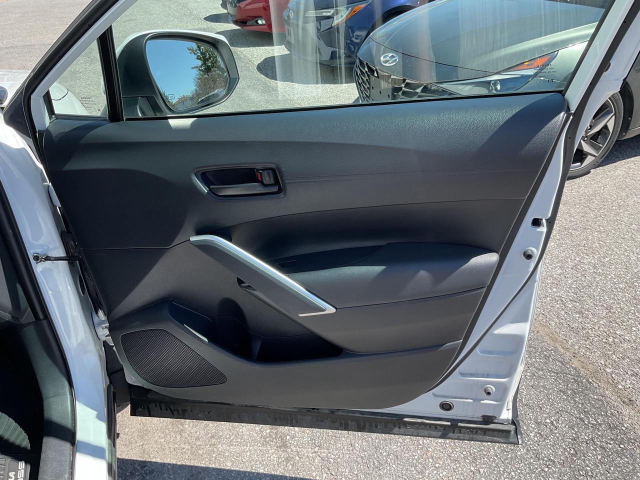 2023 Toyota Corolla Cross LE 4dr All-Wheel Drive Photo