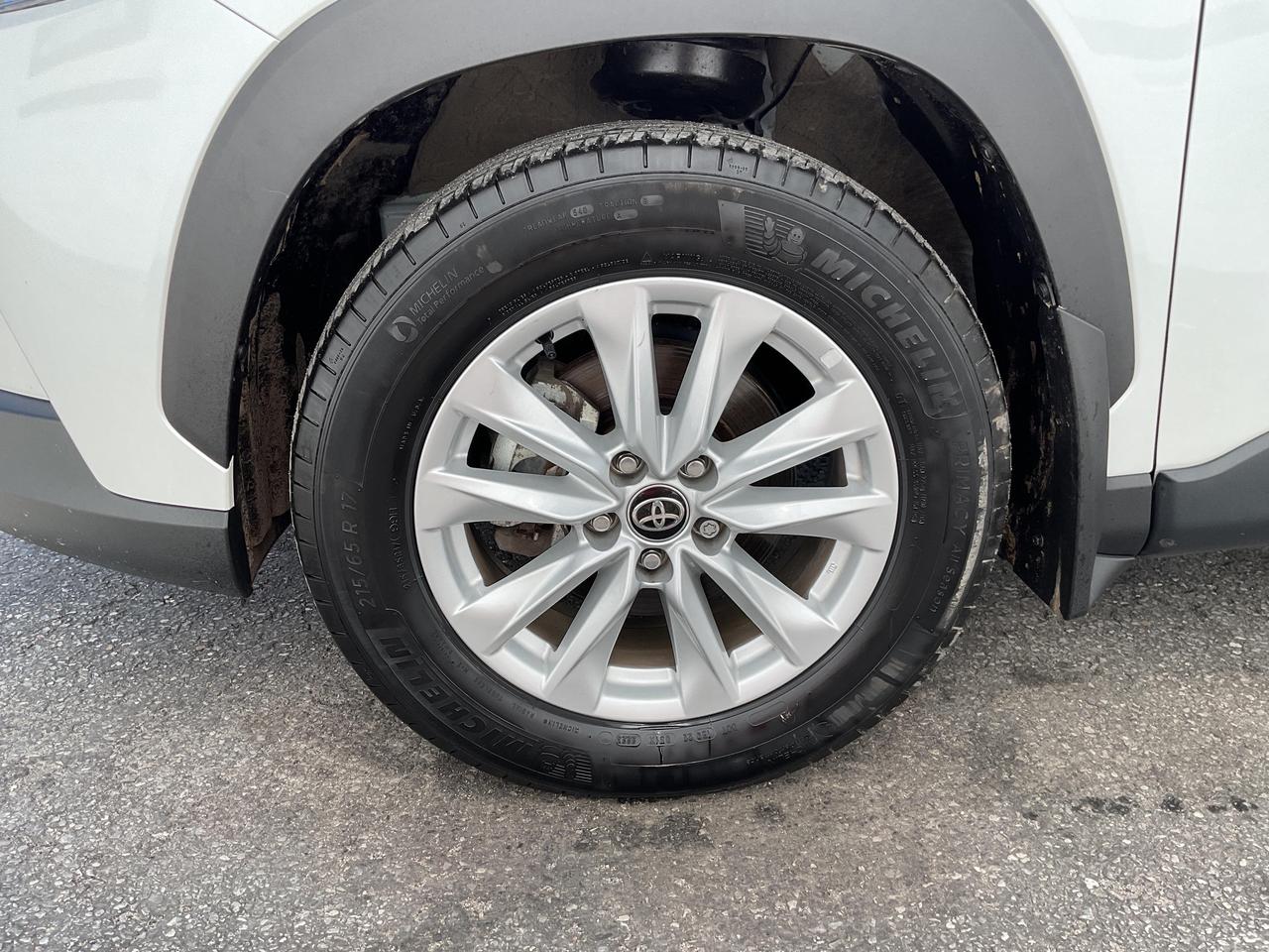 2023 Toyota Corolla Cross LE 4dr All-Wheel Drive Photo