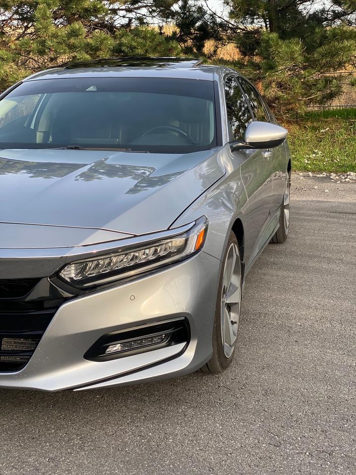 2020 Honda Accord Touring | FULLY LOADED | NO ACCIDENT Photo