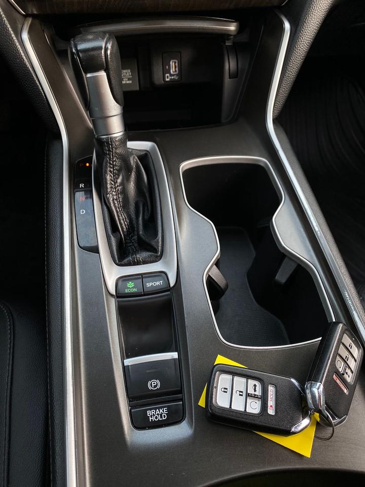 2020 Honda Accord Touring | FULLY LOADED | NO ACCIDENT Photo