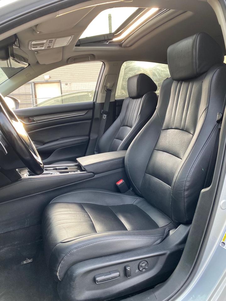 2020 Honda Accord Touring | FULLY LOADED | NO ACCIDENT Photo
