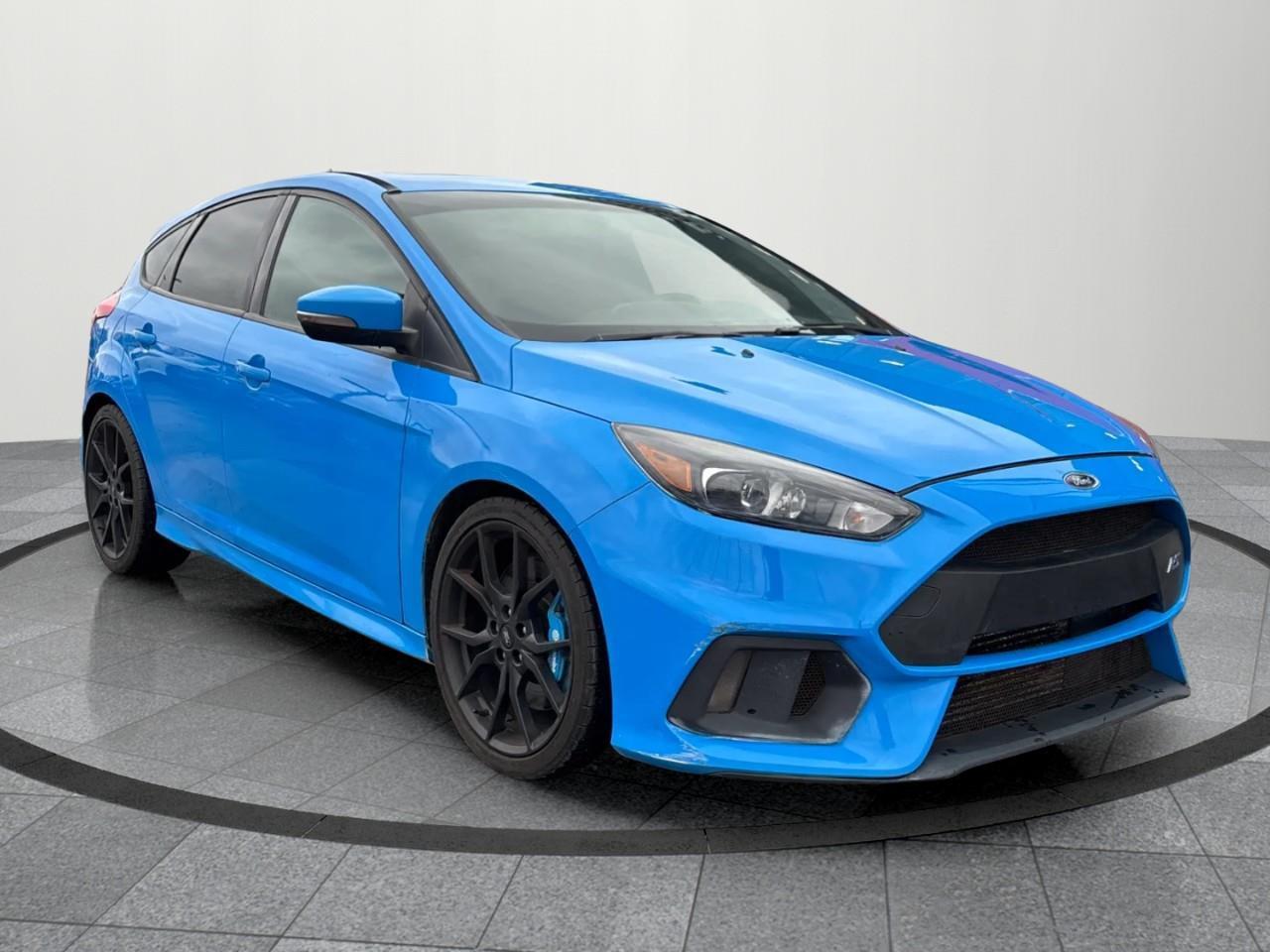 2017 Ford Focus RS Base 4dr Hatchback Photo