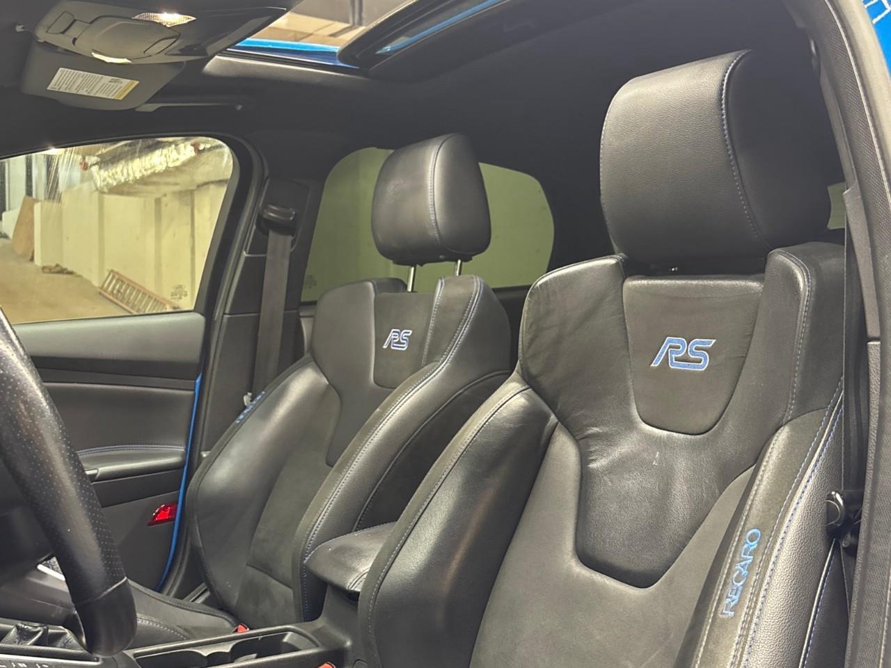 2017 Ford Focus RS Base 4dr Hatchback Photo