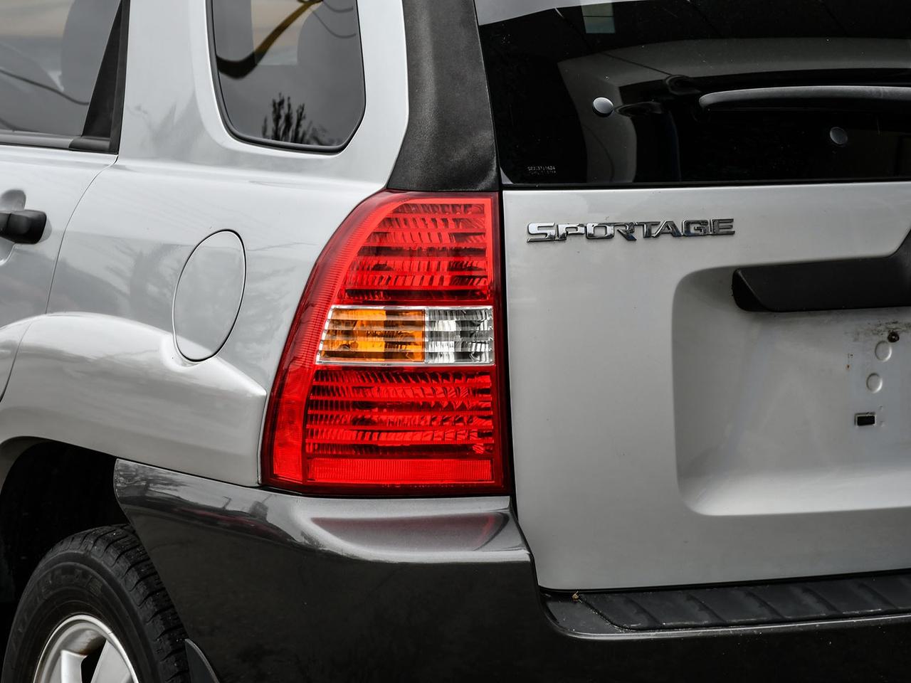 2006 Kia Sportage LX FWD   1OWNER   CLEAN CARFAX   LOW KM  SOLD ASIS Photo