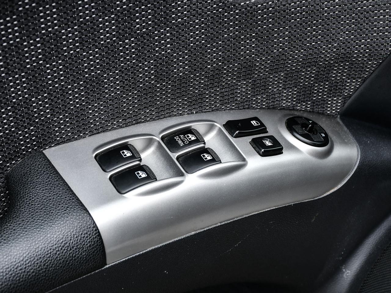 2006 Kia Sportage LX FWD   1OWNER   CLEAN CARFAX   LOW KM  SOLD ASIS Photo