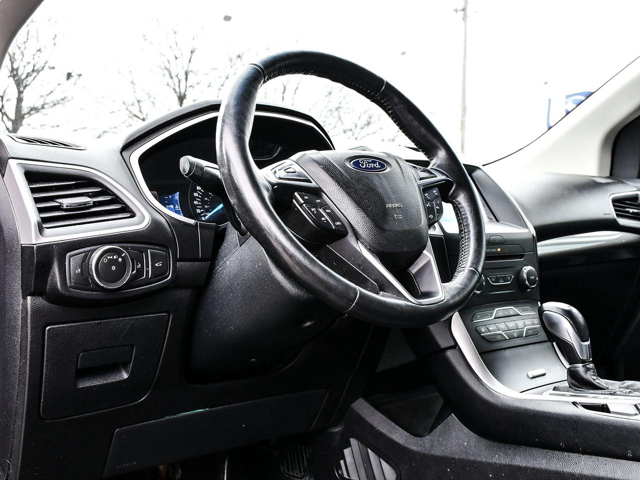 2016 Ford Edge SEL FWD   1OWNER   LOW KM   LEATHER   BT   SUNROOF Photo