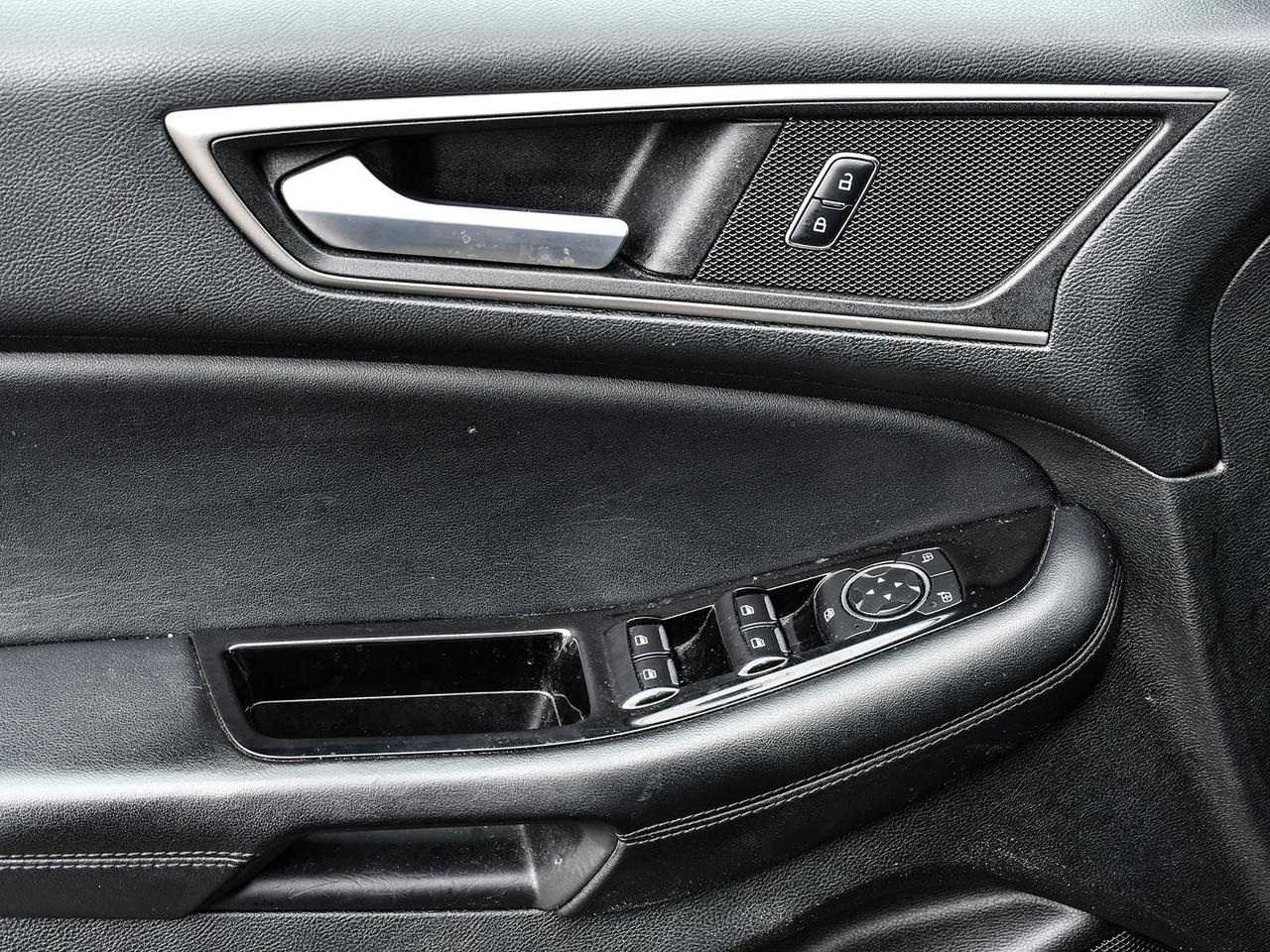 2016 Ford Edge SEL FWD   1OWNER   LOW KM   LEATHER   BT   SUNROOF Photo