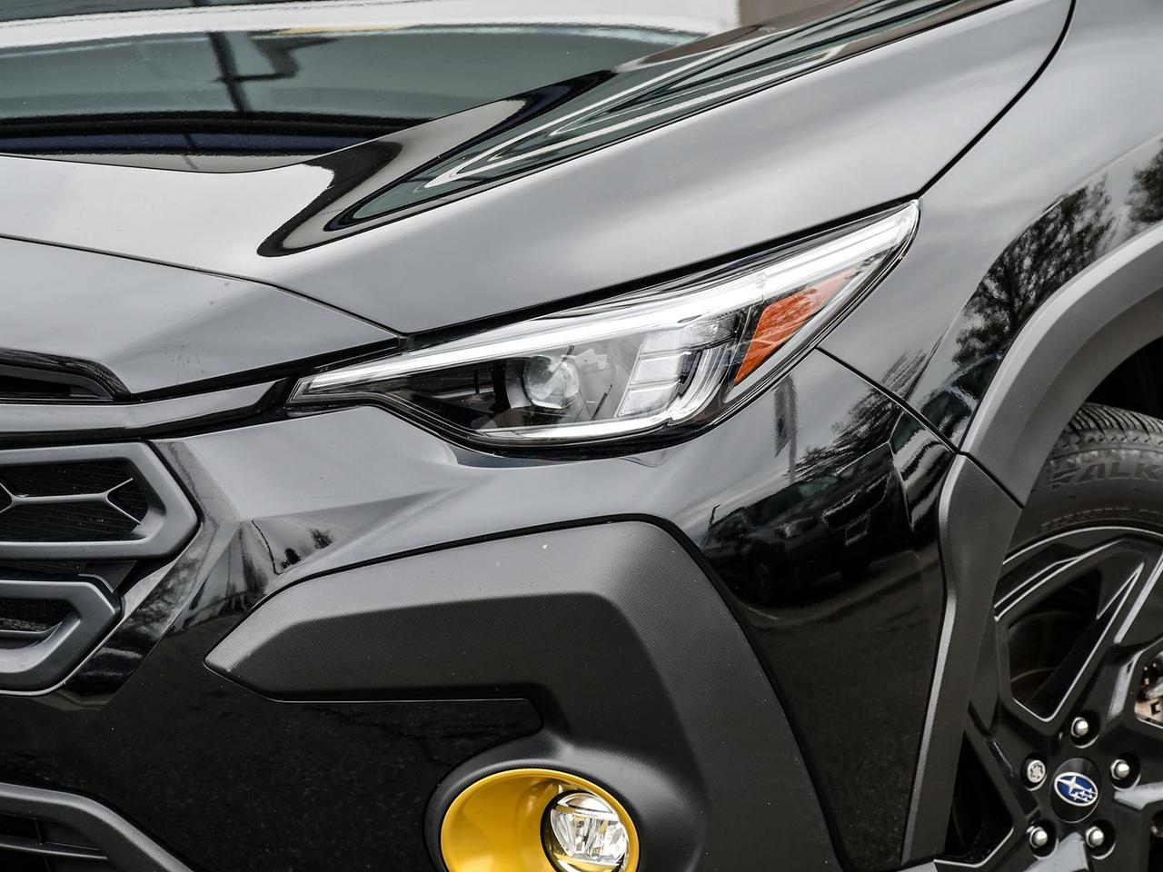 2026 Subaru Crosstrek ONYX  LOW KM   DEMO  CLEAN CARFAX  SUNROOF  AWD Photo