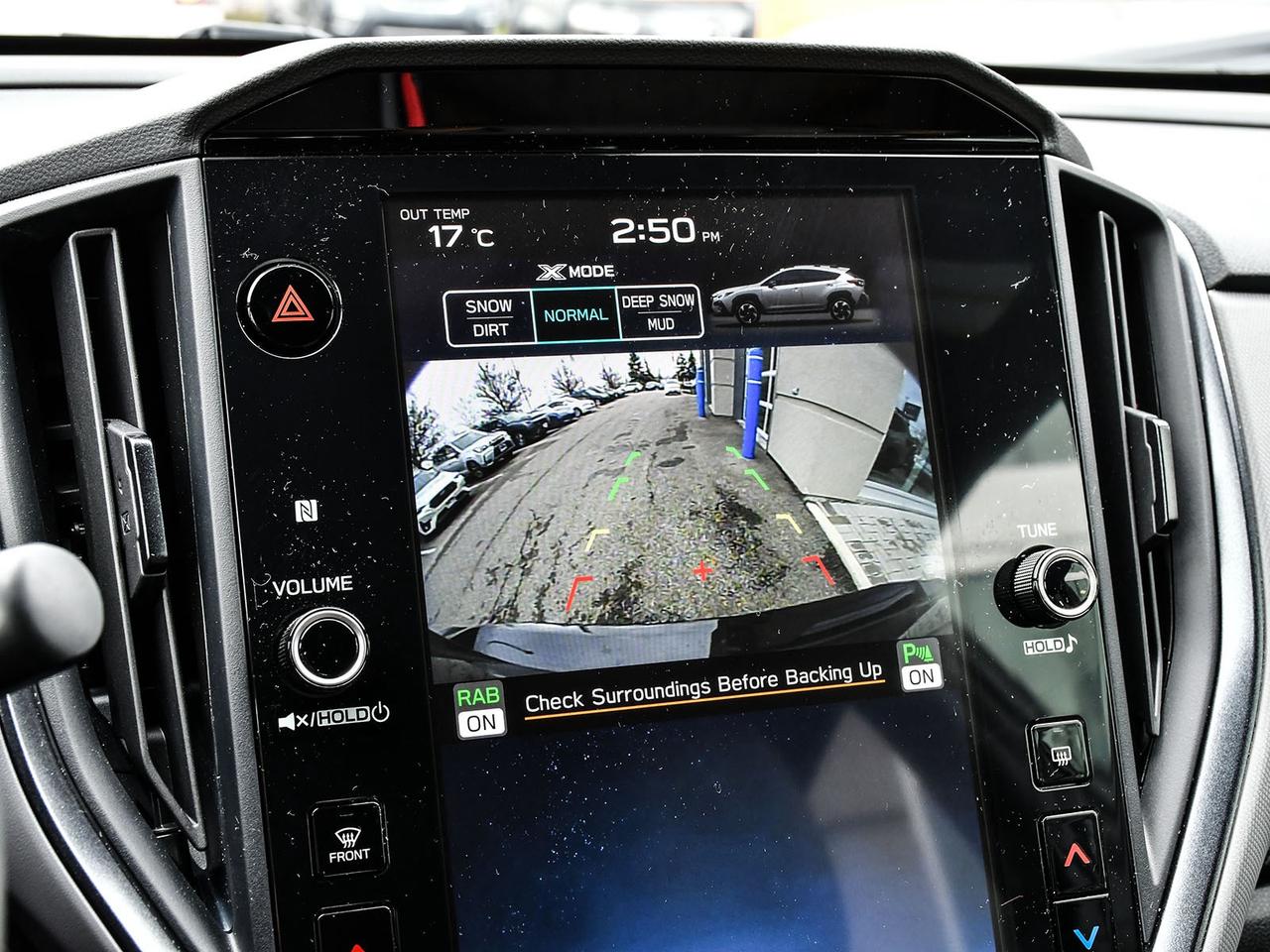 2026 Subaru Crosstrek ONYX  LOW KM   DEMO  CLEAN CARFAX  SUNROOF  AWD Photo