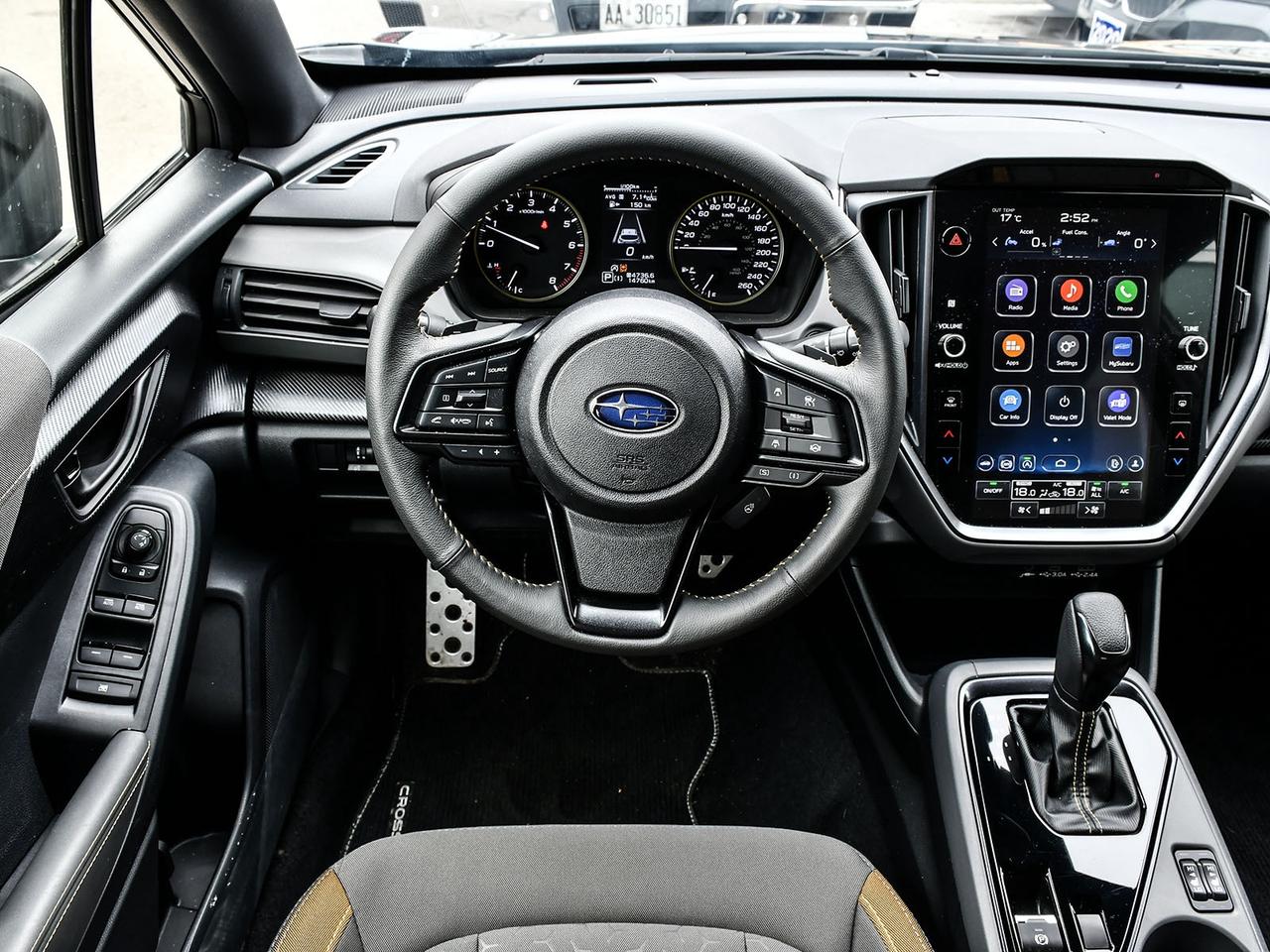 2026 Subaru Crosstrek ONYX  LOW KM   DEMO  CLEAN CARFAX  SUNROOF  AWD Photo