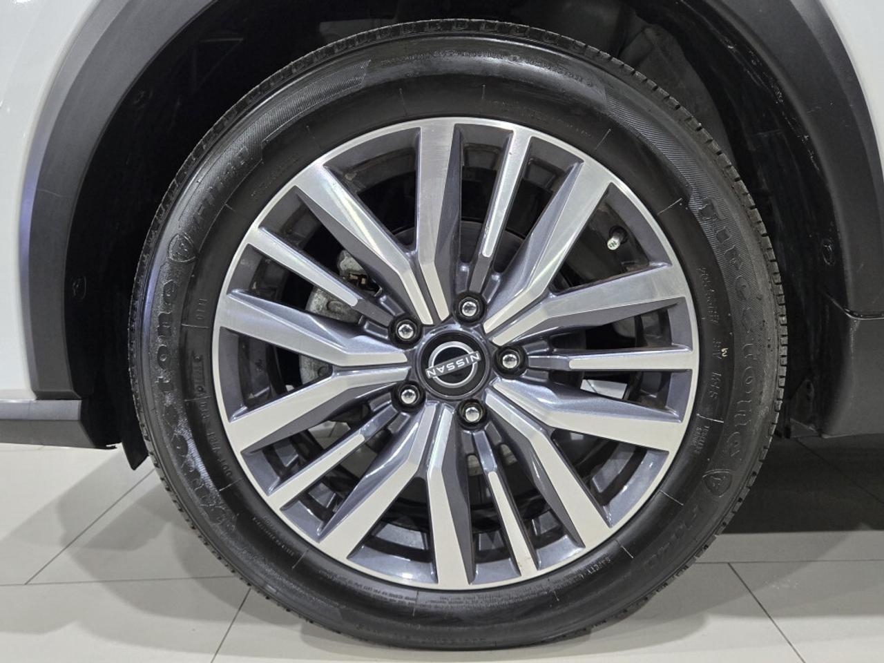 2024 Nissan Kicks SV CVT No Accidents One Owner APPLE CAR-PLAY PARK Photo