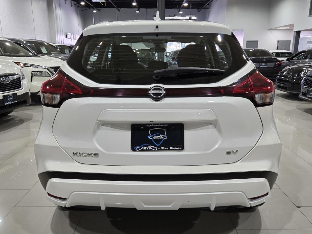 2024 Nissan Kicks SV CVT No Accidents One Owner APPLE CAR-PLAY PARK Photo