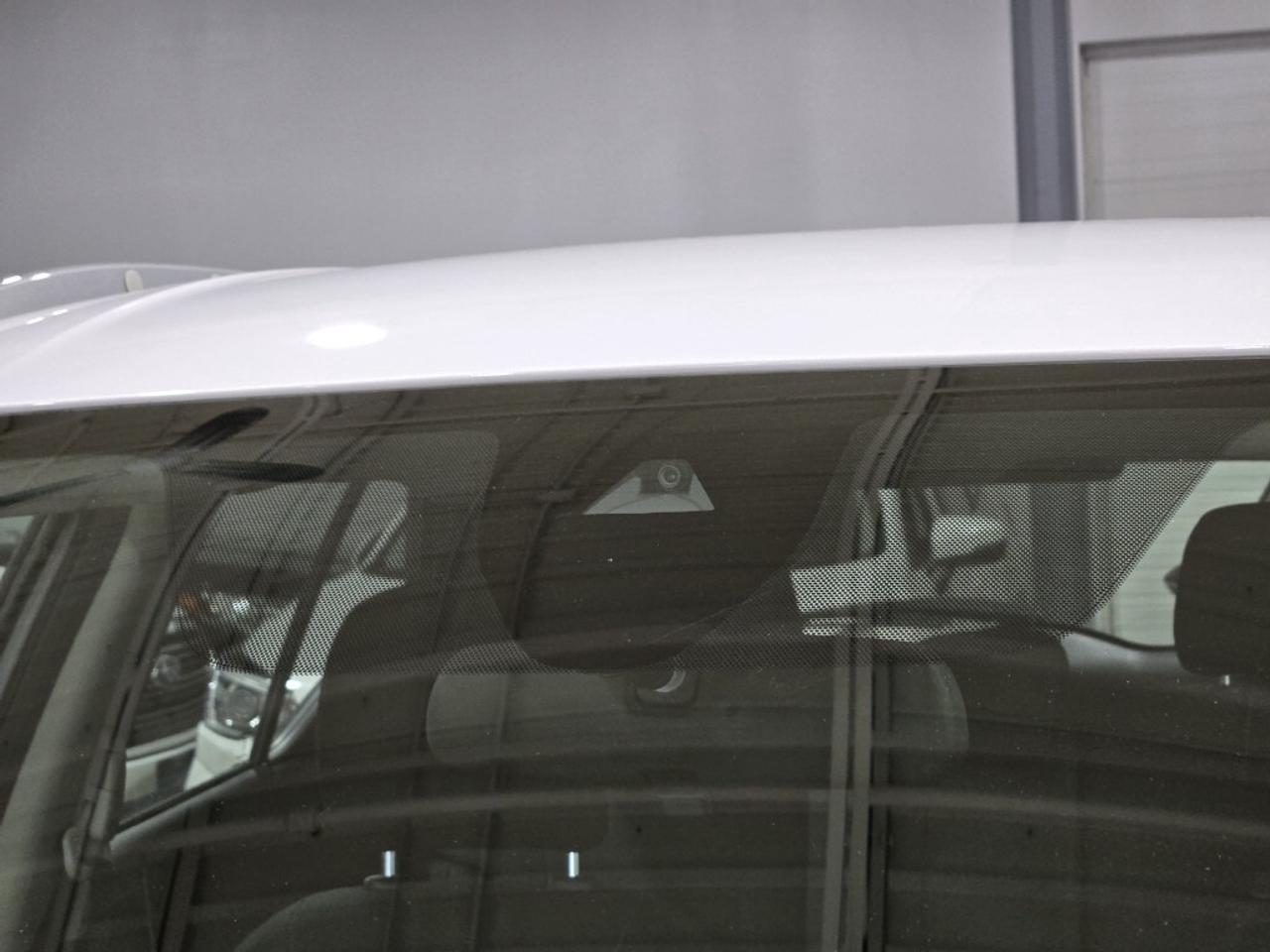 2024 Nissan Kicks SV CVT No Accidents One Owner APPLE CAR-PLAY PARK Photo