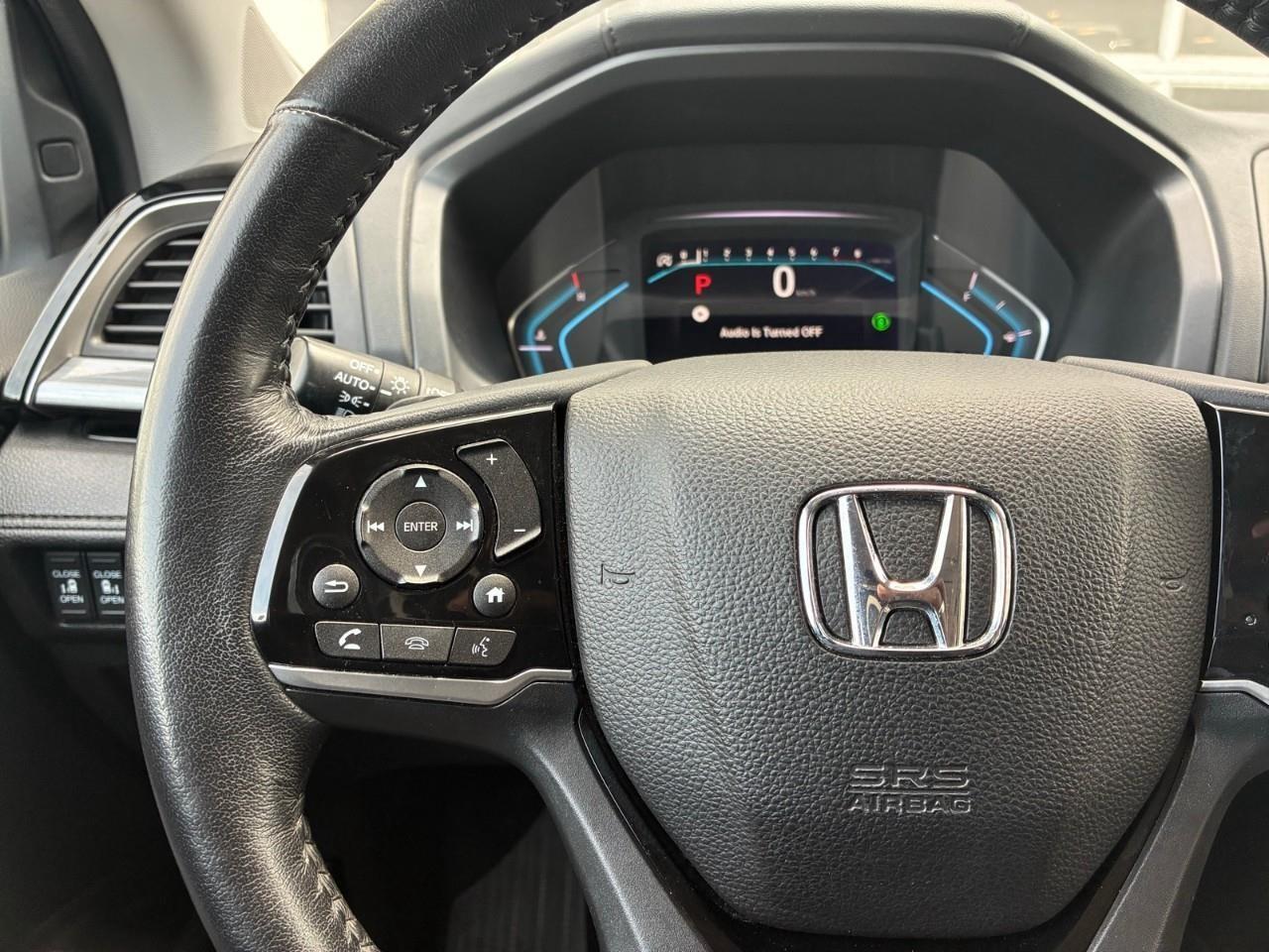 2022 Honda Odyssey Touring Passenger Van Photo