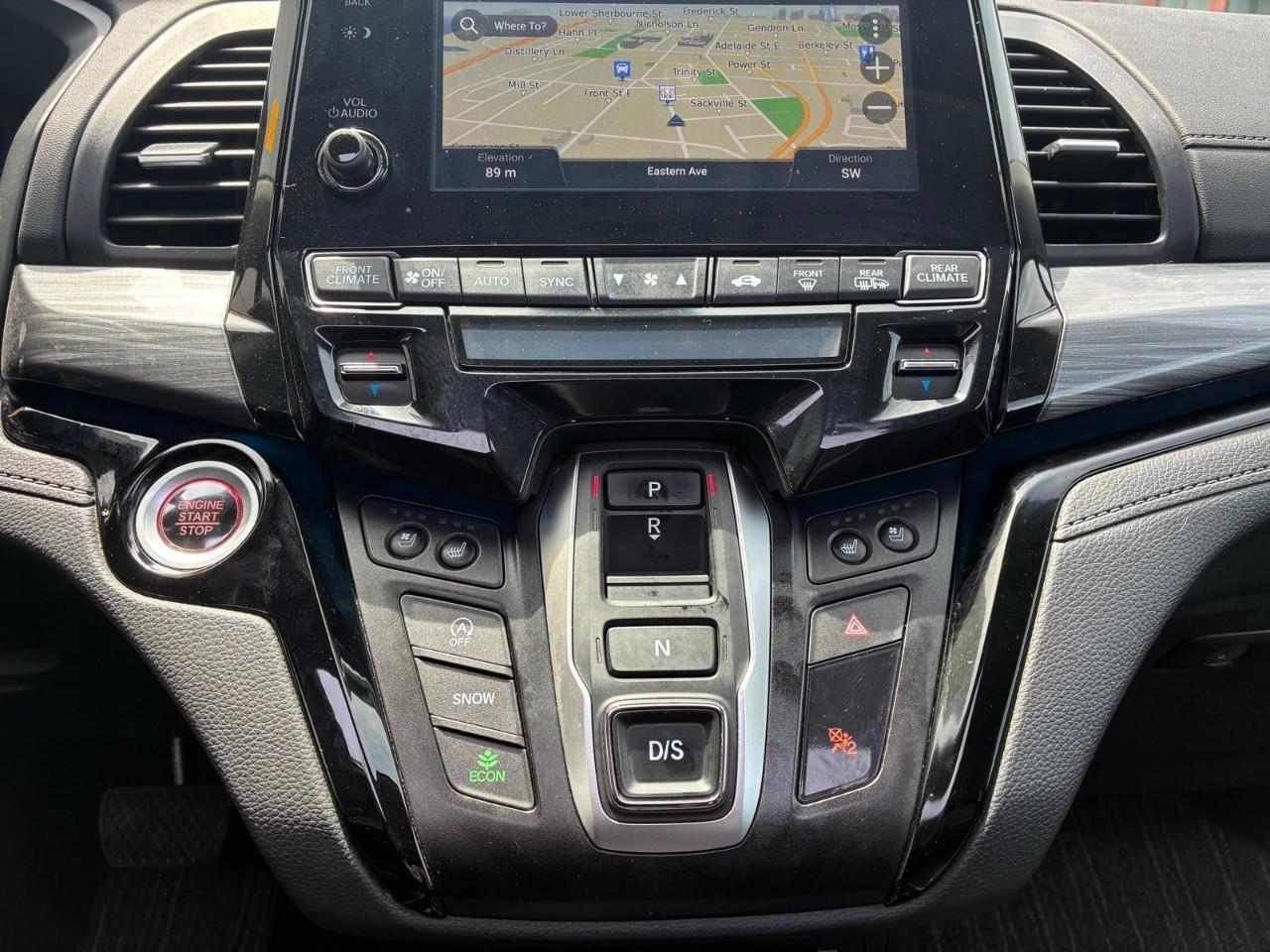 2022 Honda Odyssey Touring Passenger Van Photo