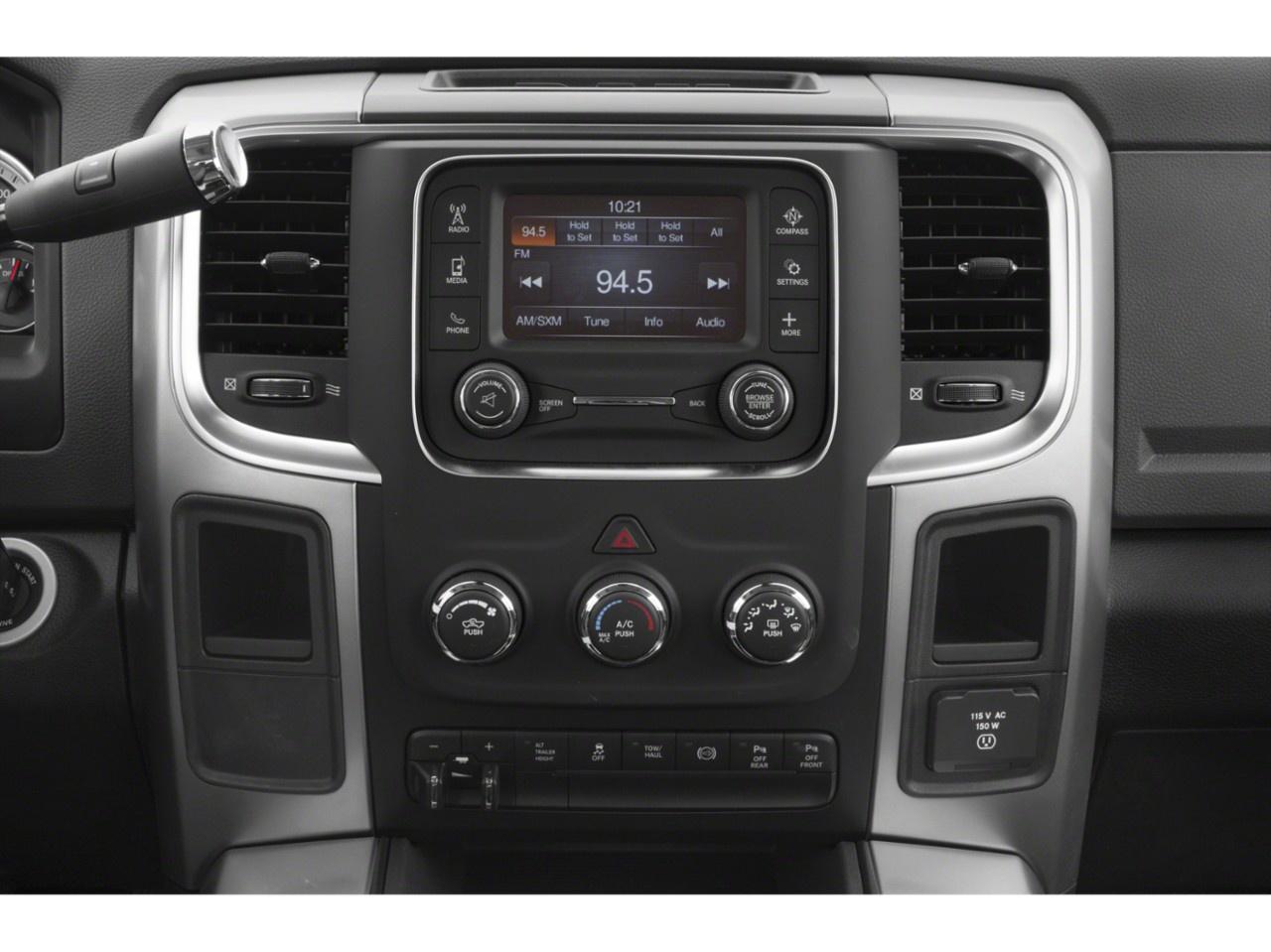 2018 RAM 2500 SLT 4x4 Crew Cab 6'4" Box Photo