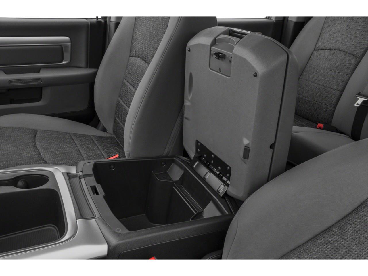 2018 RAM 2500 SLT 4x4 Crew Cab 6'4" Box Photo