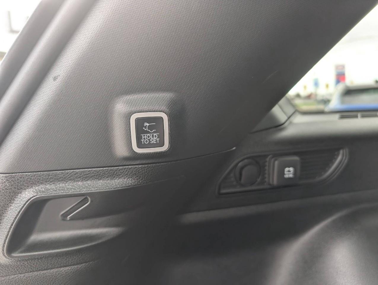 2024 Jeep Grand Cherokee ALTITUDE 4X4 Photo