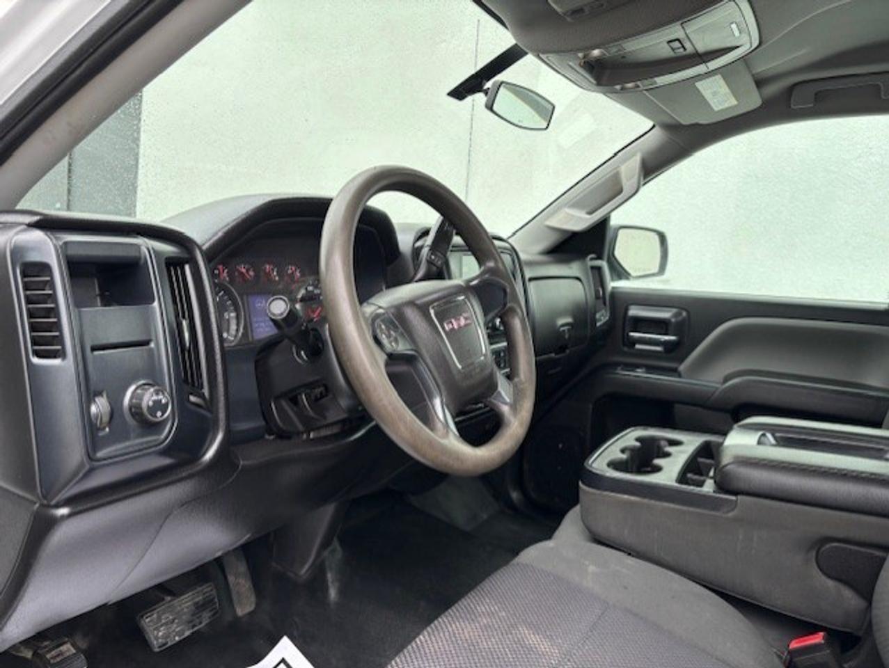 2017 GMC Sierra 1500 V6 REGULAR CAB 8 FOOT LONG BOX-1 OWNER-CERTIFIED! Photo