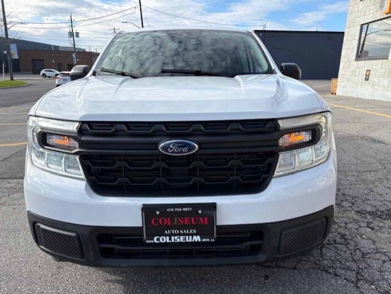 2024 Ford Maverick XL AWD SuperCrew ONLY 33KM-1 OWNER-FACTORY WARR!! Photo