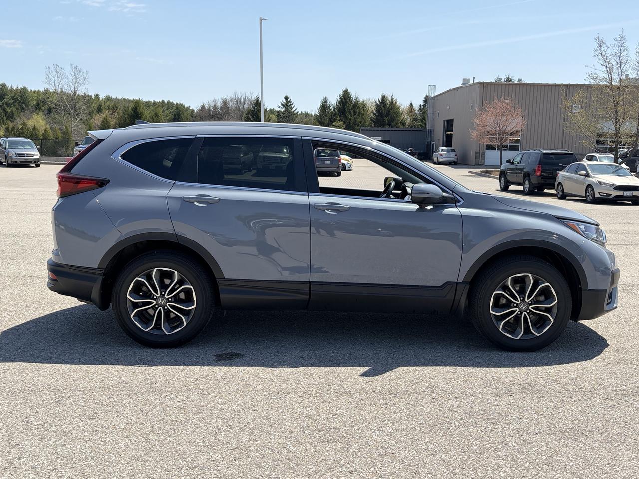 2022 Honda CR-V EX-L AWD   Sunroof   Leather   Heated Seats Photo