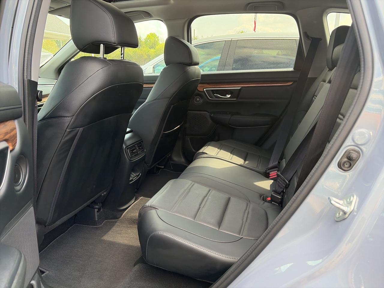 2022 Honda CR-V EX-L AWD   Sunroof   Leather   Heated Seats Photo