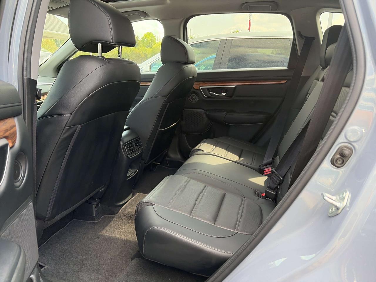 2022 Honda CR-V EX-L AWD   Sunroof   Leather   Heated Seats Photo