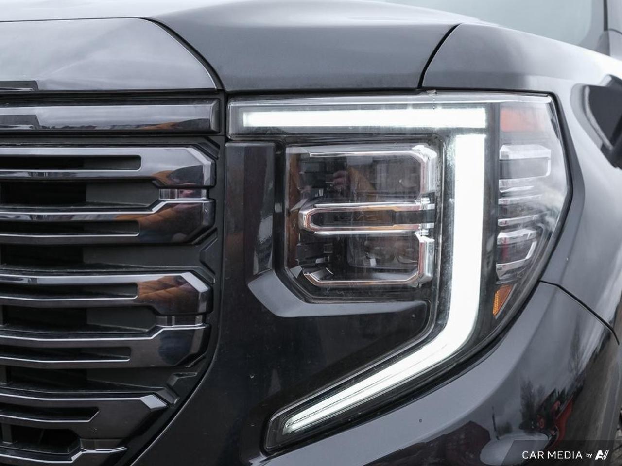 2023 GMC Sierra 1500 Crew Cab Short Box 4-Wheel Drive Denali Ultimate Photo