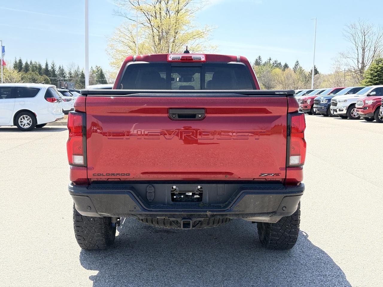 2024 Chevrolet Colorado ZR2 4x4   Sunroof   Leather   Heated/Cooled Seats Photo4