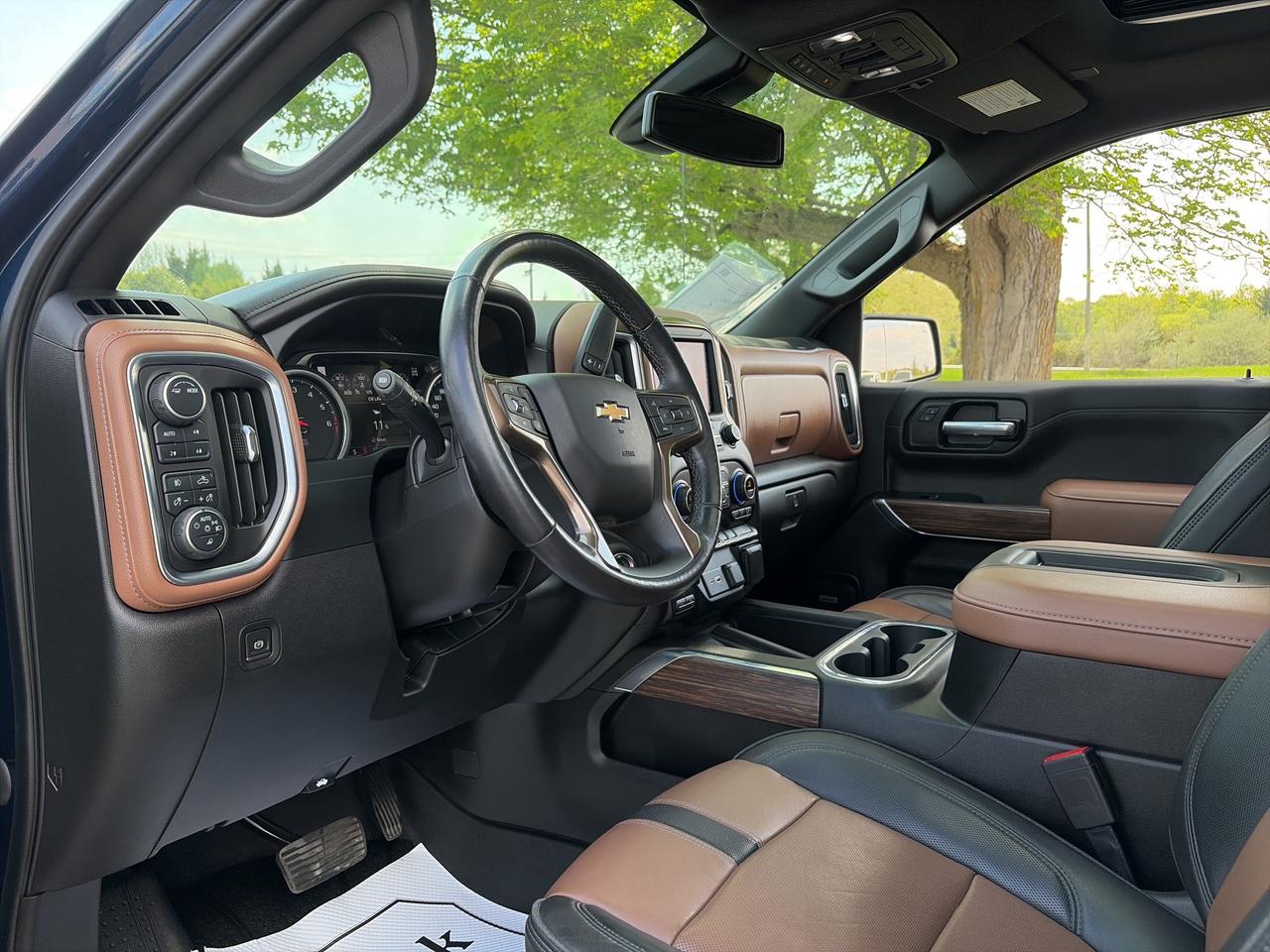 2021 Chevrolet Silverado 1500 High Country 4x4  Nav. Sunroof Heated/Cooled Seats Photo