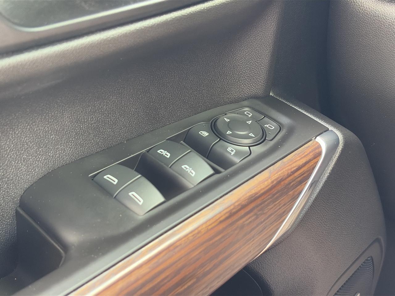 2021 Chevrolet Silverado 1500 High Country 4x4  Nav. Sunroof Heated/Cooled Seats Photo