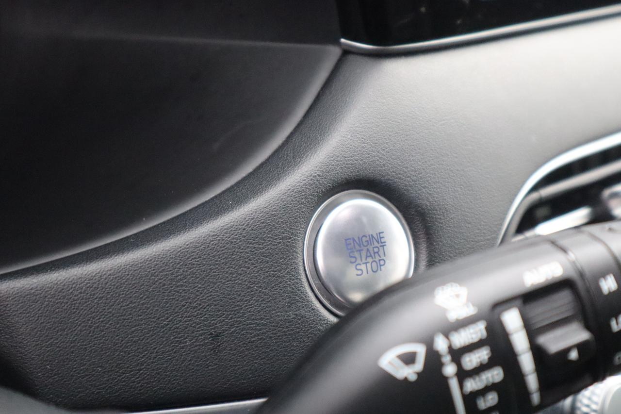 2020 Hyundai PALISADE Ultimate AWD 7 Passenger Photo